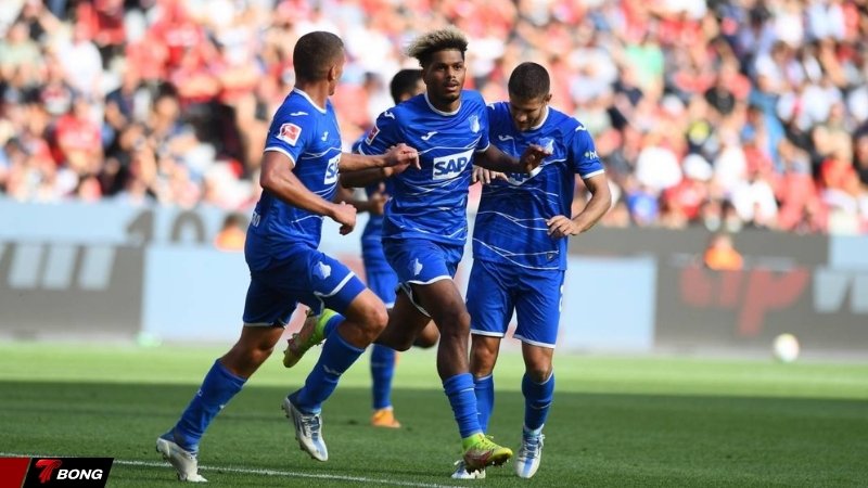 Hoffenheim đứng thứ 3 Bundesliga sau 25 trận